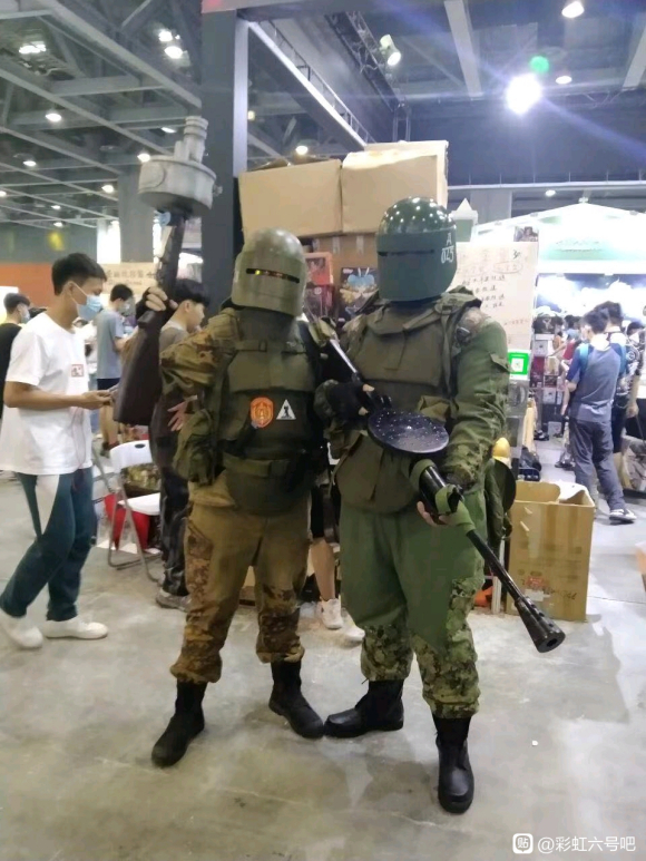 ���¶��� ө�����չ ��ǹ��cos-9.jpg