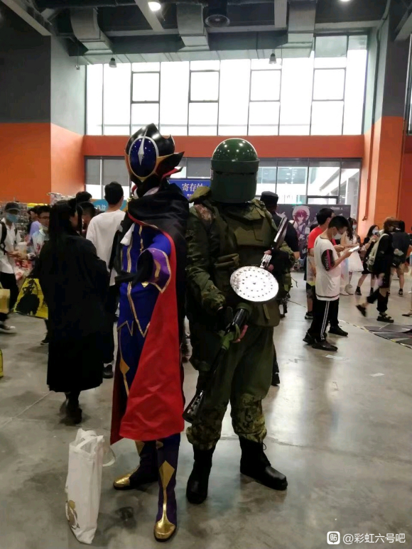 ���¶��� ө�����չ ��ǹ��cos-8.jpg