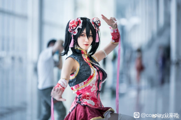 ����CosPlay����Ԫ-��չ��²�����˭ϵ��-�ɶ���չ����-1.jpg