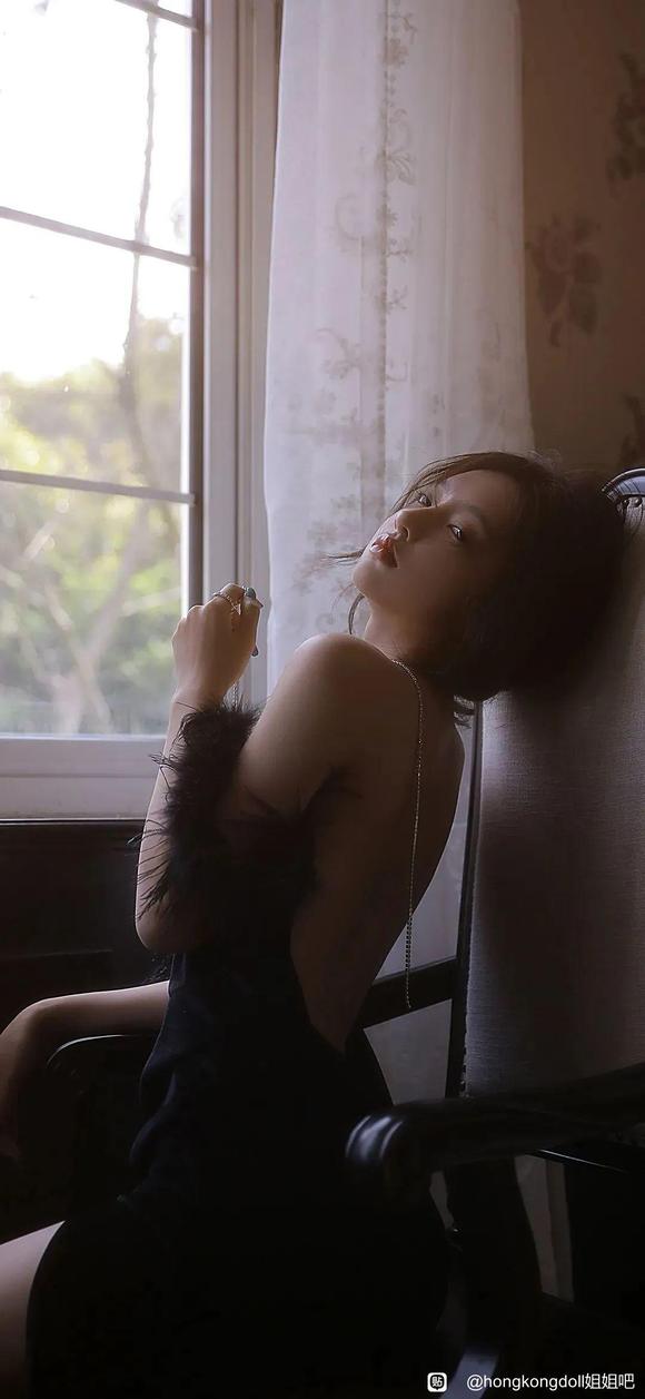 �������ǵ��ֻ���ֽ,���Ա�ֽ������-2.jpg
