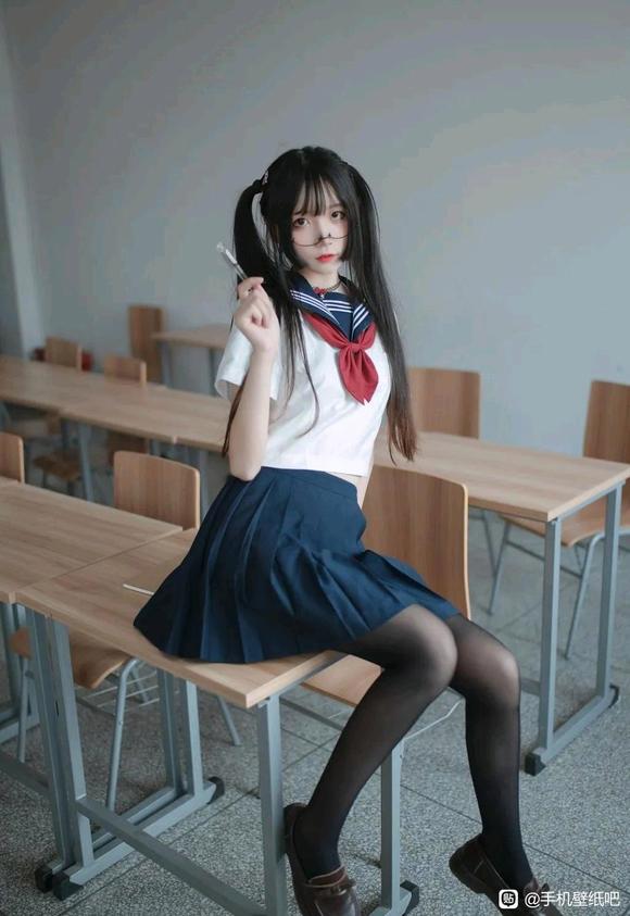 �������շݱ�ֽ-1.jpg