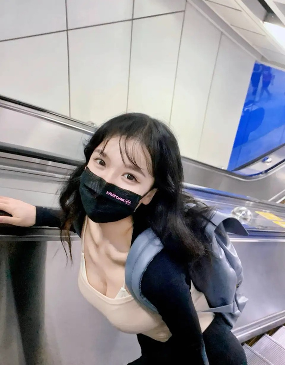 mmAPp�� ȫ�Ǳ�ֽ ֻ�������̫����-1.jpg