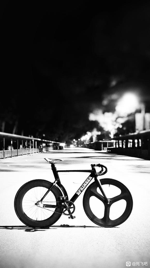 ���ҹ�ܳ����ﳵ,����һ�ű�ֽ��-1.jpg