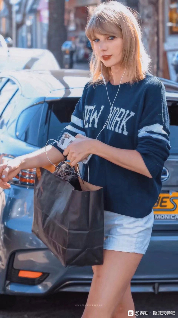 ��Swiftie����һЩ��ɫ�ֻ���ֽ-3.jpg