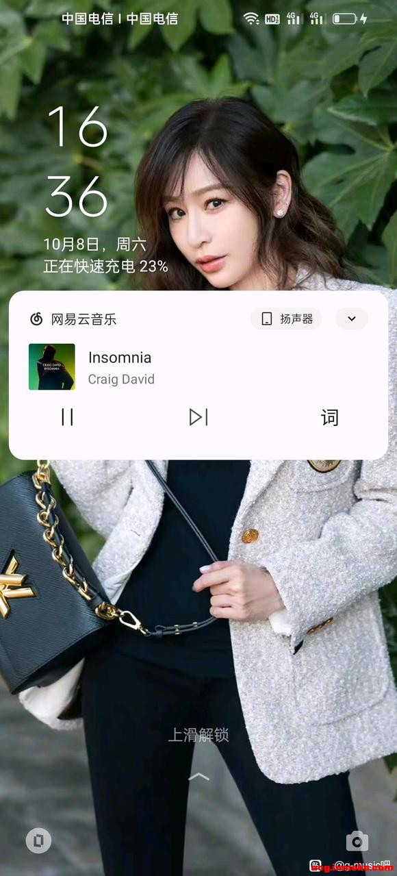 ��ˢ�����ı�ֽ��-1.jpg