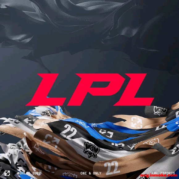 ���¹ٷ�����S12������LPL���鶨��ͷ���Լ���ֽ-2.jpg