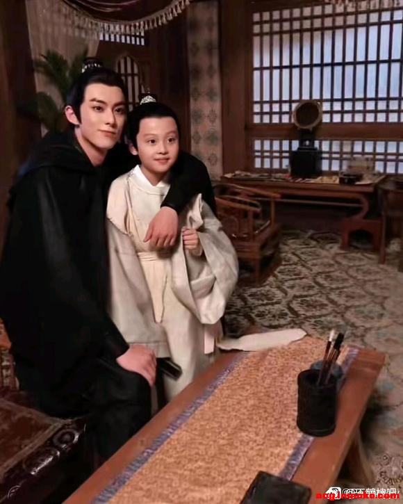 ����¥   ��ֽ����-1.jpg