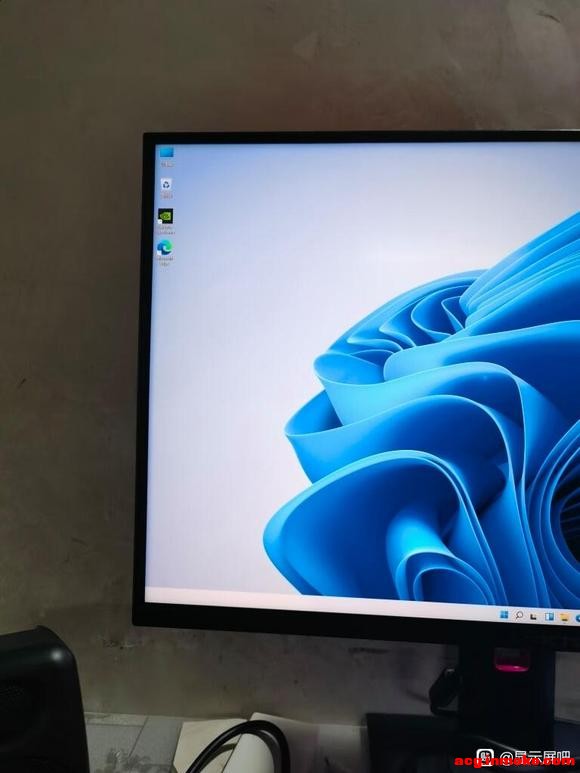 KTC m27p20pro,win11Ĭ�ϱ�ֽ,��Ļ��Ե���Է���-1.jpg