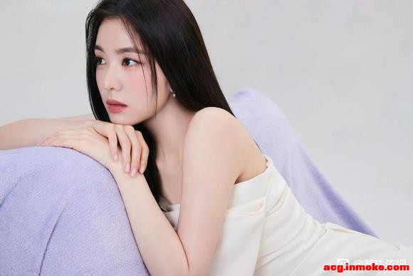 ??��ֽ??? Welcome Back CF Queen-2.jpg
