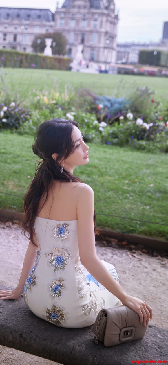230929����ͼ��Baby���µ����ڸ����ֽ~��������-8.jpg