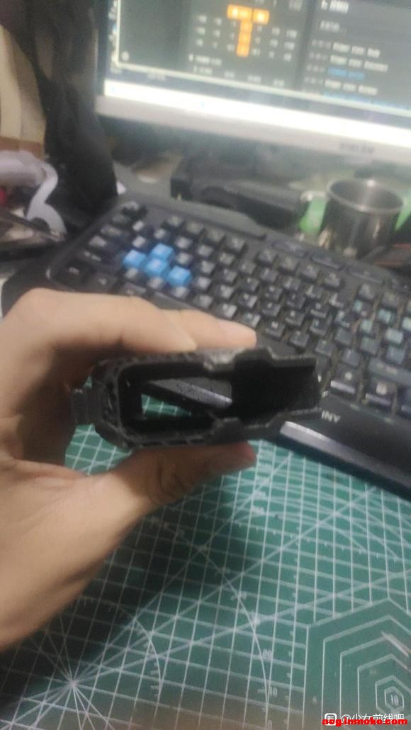 �¸�����չ�ҿ��ǳ���Ҷ��ʿ��-1.jpg
