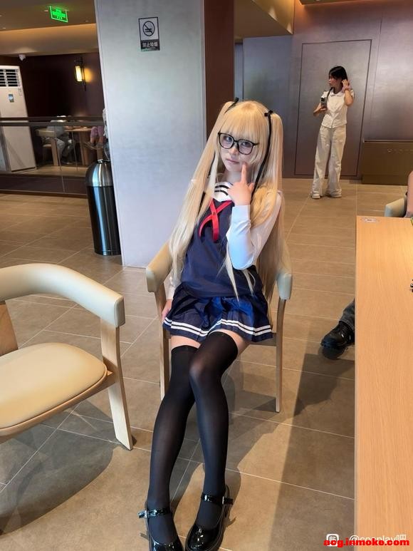 ��COS��Ƭ��ΪʲôҪ��˿�� ϸ˼����-1.jpg