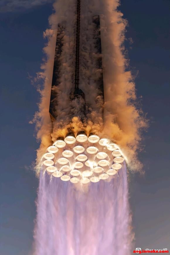 SpaceX�ٷ�:�ڶ����Էɾ���ͼ��������˹����ͬ���ֻ���ֽ?-2.jpg