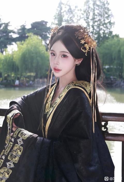 tieba_10964560841_7989692434bb29b0.jpg