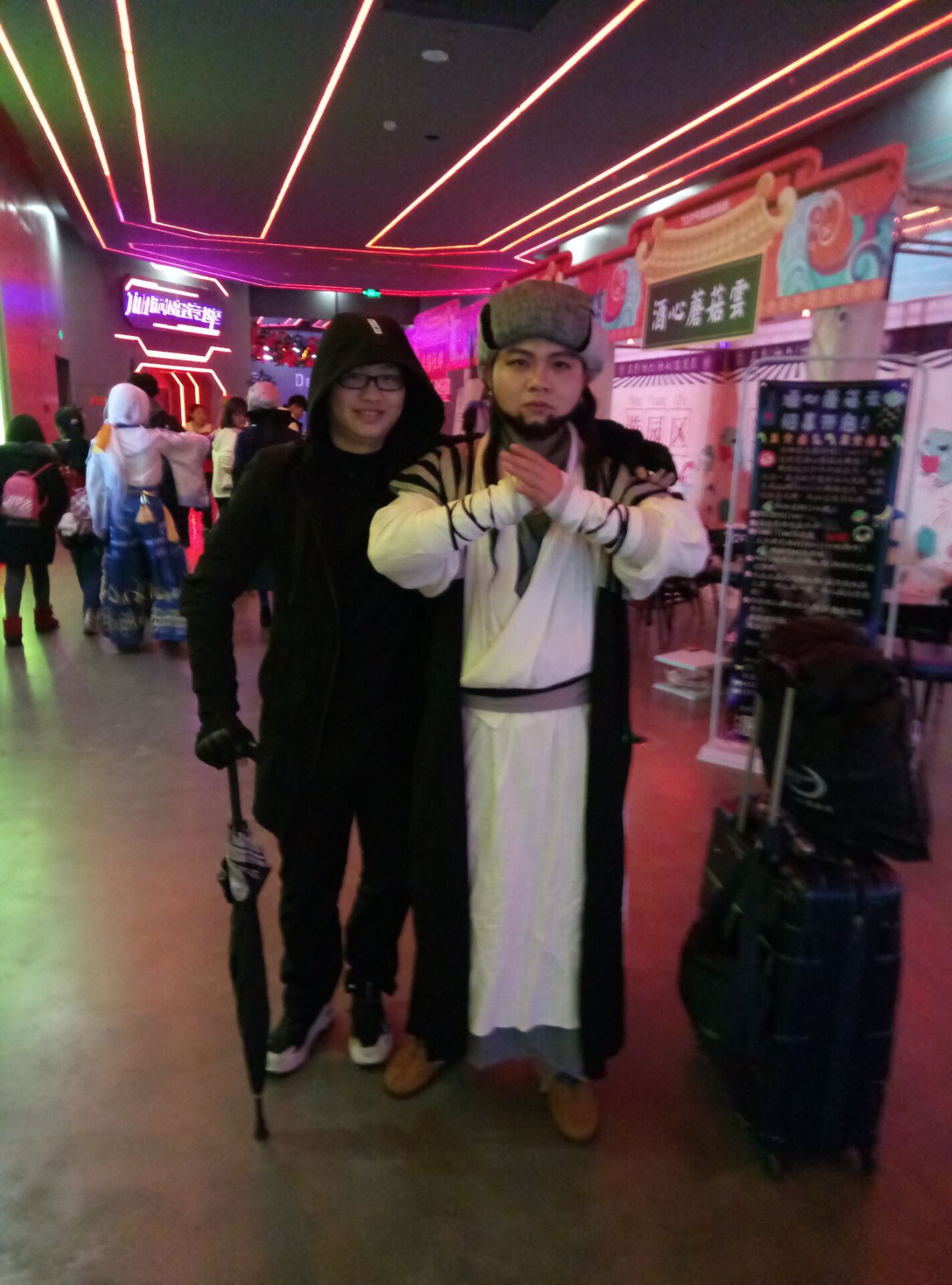 D1D89E41203899835750B01DCA3DB390.jpg