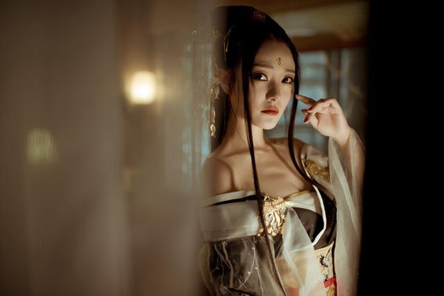 XxPok28agsh7Plu8.jpg