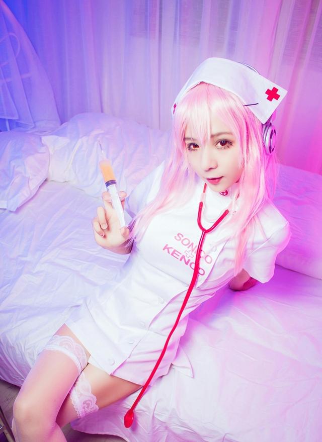 f854n4zyrxVn8B7B.jpg