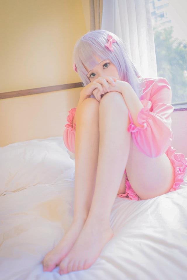 KGu53a45QqKnpND9.jpg