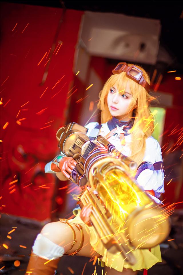 ED4rJDSz5XMlahlU.jpg