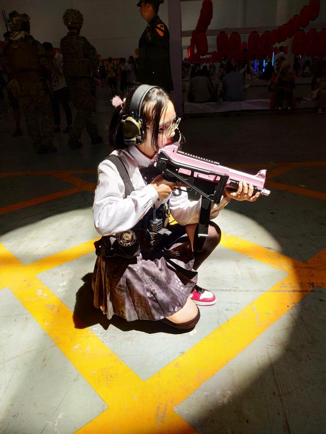 H1cQ3Eqqw3DvIi17.jpg