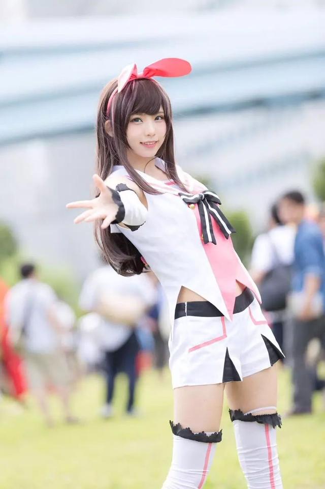 le8q800R5rBRCy28.jpg