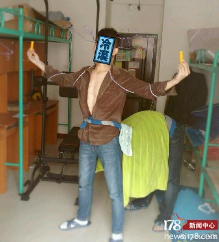 BLO3WLL35rr8Elhe.jpg