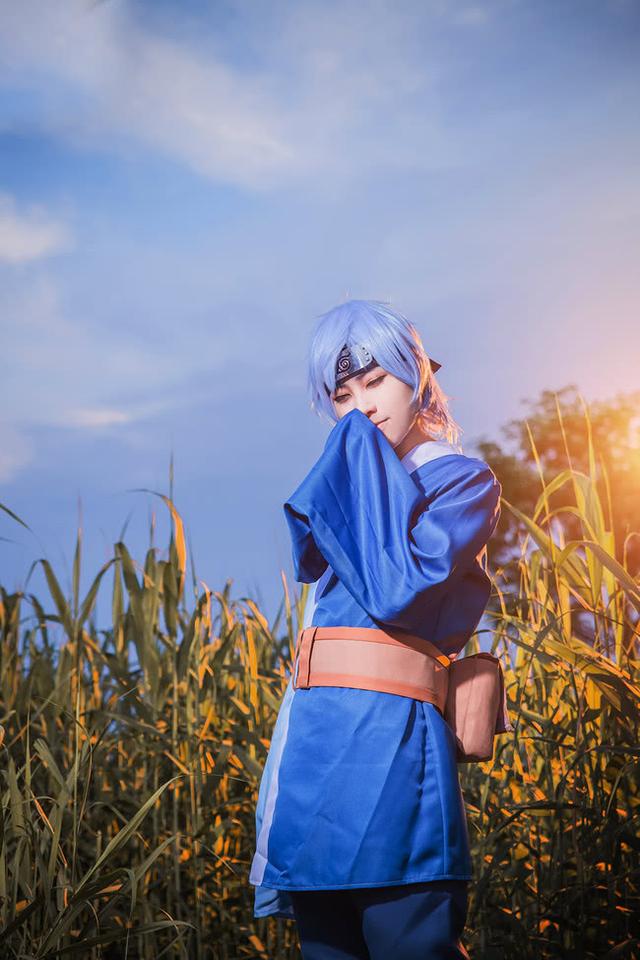 aIohaOroiVAYvStl.jpg
