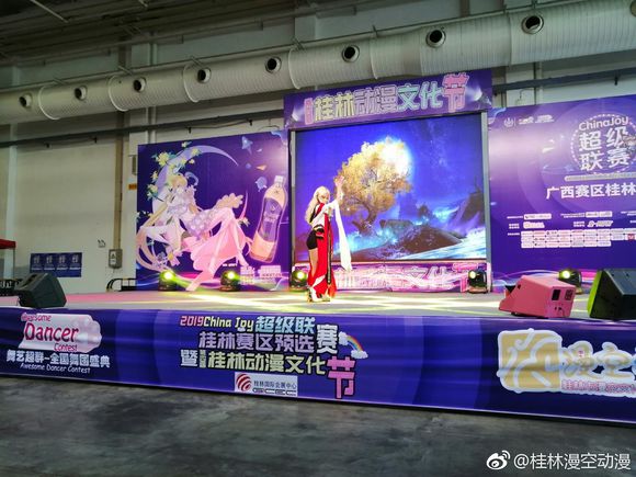 y6u6Qq686apUOT8r.jpg