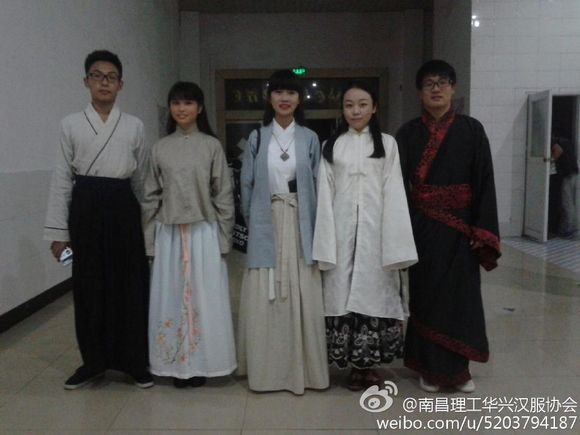 y775AxQ3LQajQqWY.jpg