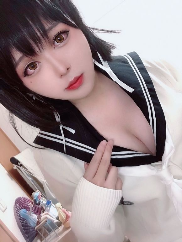 KcbfObZAqnZ67avy.jpg