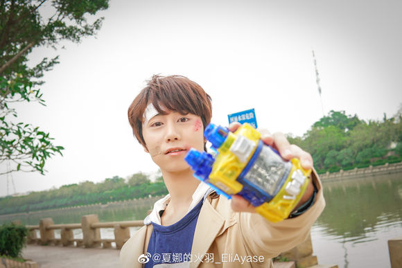 qk28222iW2CZgiDb.jpg