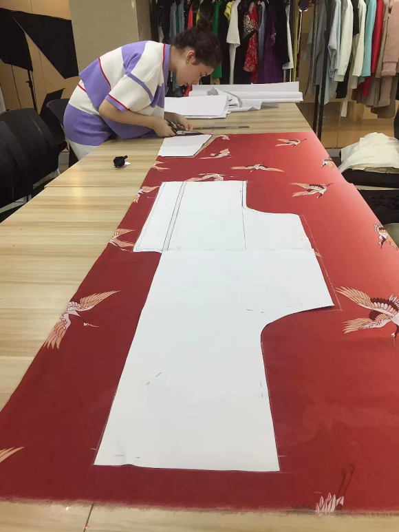 �����ֹ�����������̥�׹ŷ�������ѵ-2.jpg