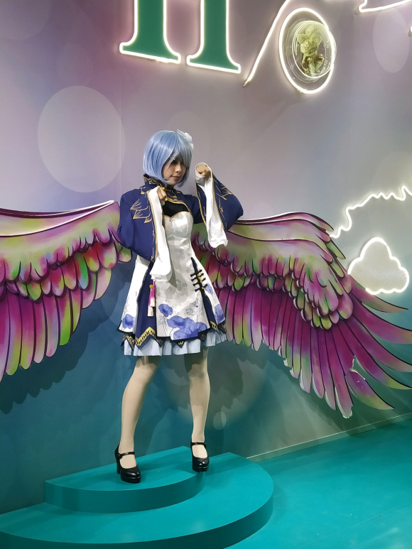 �򵥹����չ,����coser-4.jpg