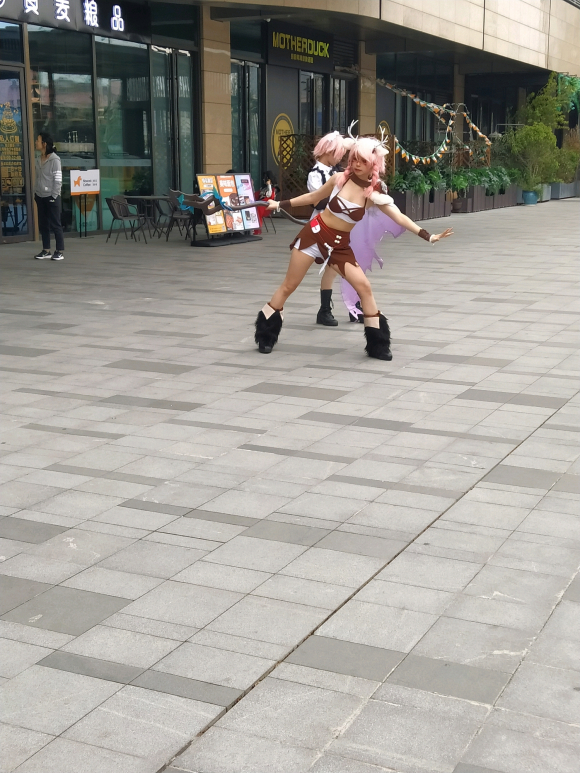 �򵥹����չ,����coser-8.jpg