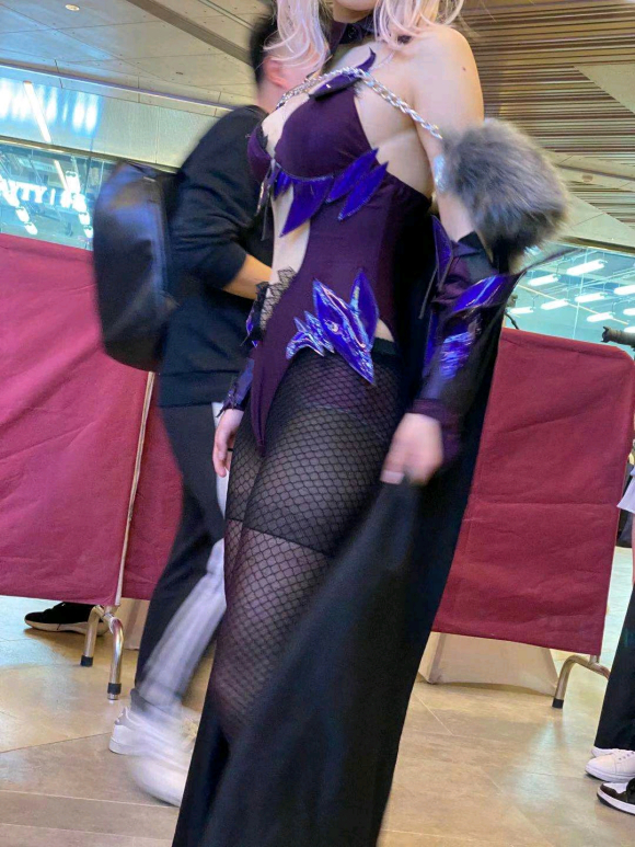 �򵥹����չ,����coser-2.jpg