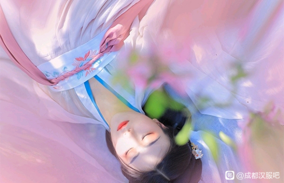 ����һ����������ĵ��ĺ���д��-1.jpg