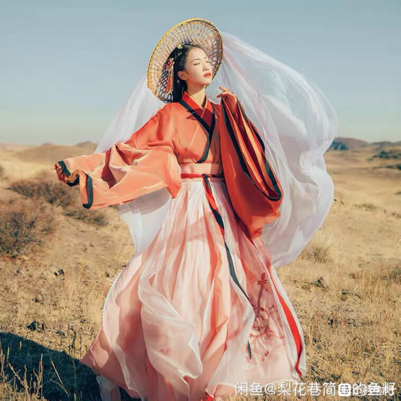 ���ɳ��ɻ���������lolita������-1.jpg
