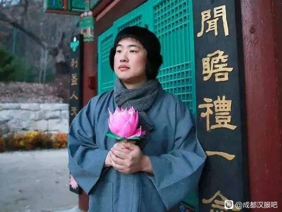 ��һλ������Ů-4.jpg
