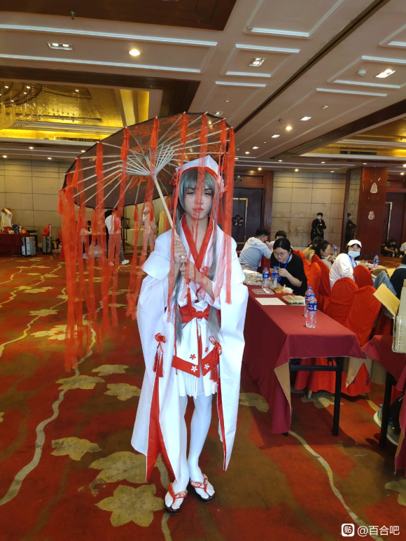 �人�ٺ�only��չ��ͼ��-4.jpg