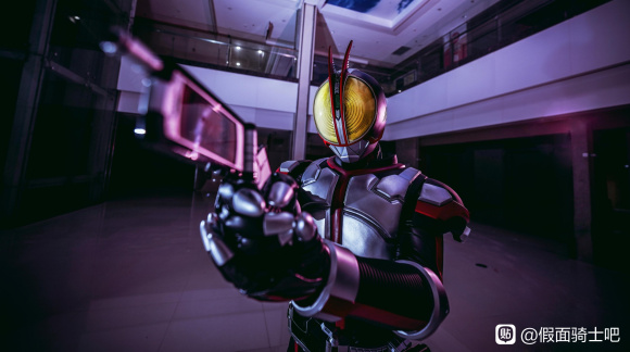 ������ʿFaiz cos��Ƭ-6.jpg