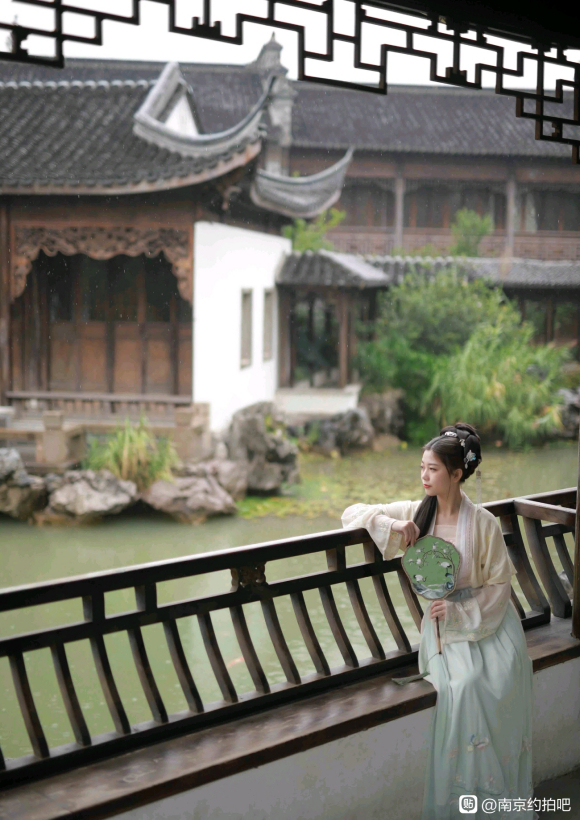 ���Ͼ�Լ�ġ�Ů��,���ĺ���,������ʱ��,�۸񳬼�����-1.jpg
