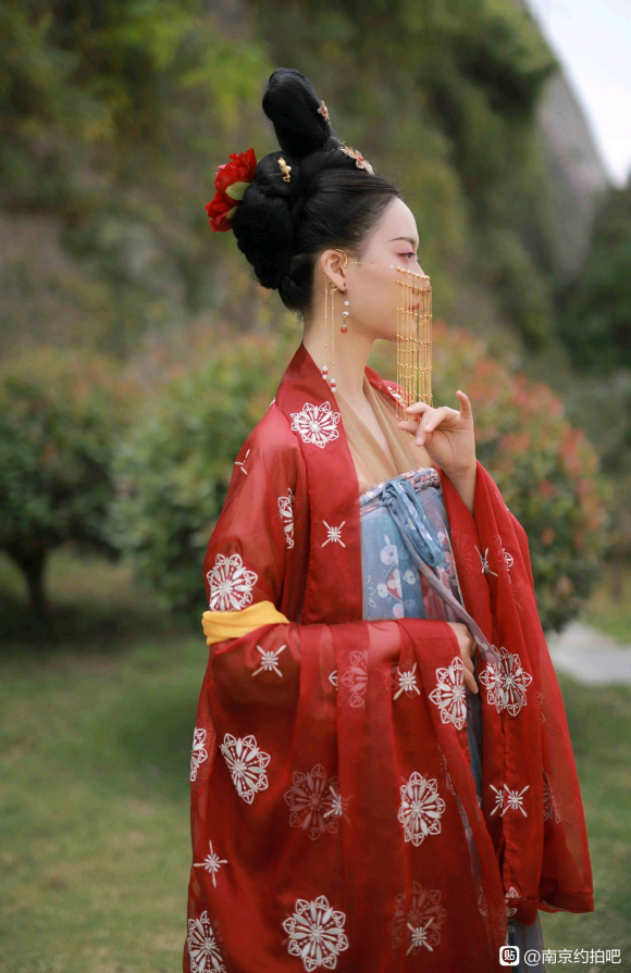 ���Ͼ�Լ�ġ�Ů��,���ĺ���,������ʱ��,�۸񳬼�����-1.jpg
