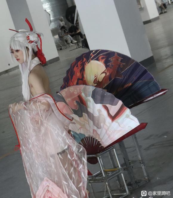 ʮ�·�ȥ��չ���ĵ�coser,�ٺ�&amp;amp;#xF601;-4.jpg