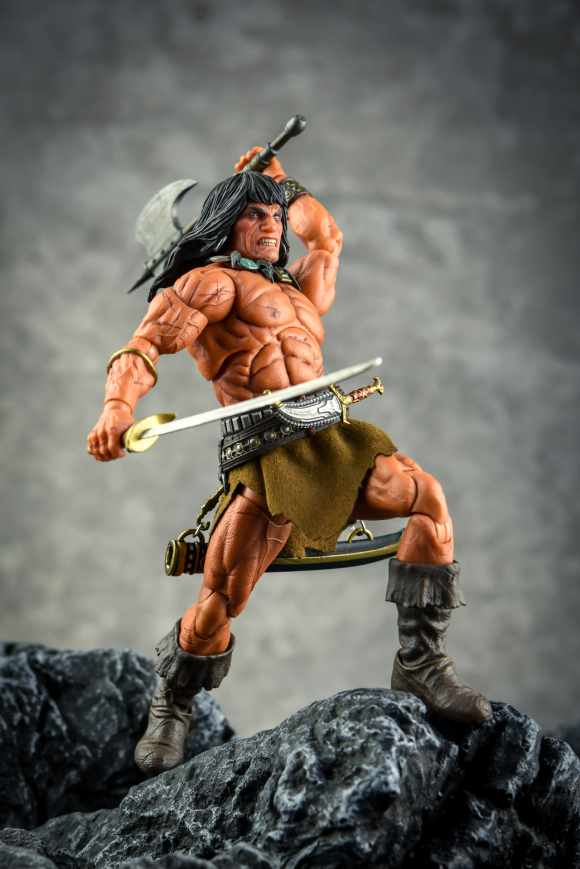 ��mezco��one:12 Ұ���˿��� Frank Frazetta�廭����-5.jpg