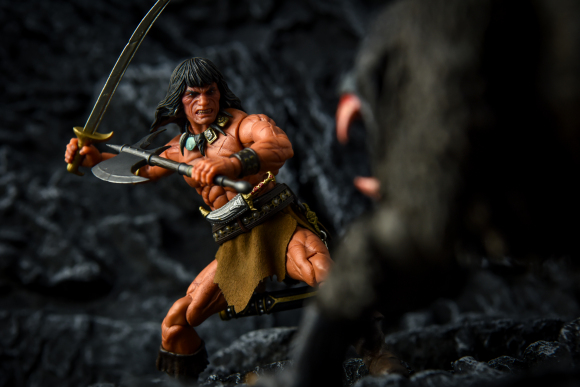 ��mezco��one:12 Ұ���˿��� Frank Frazetta�廭����-7.jpg