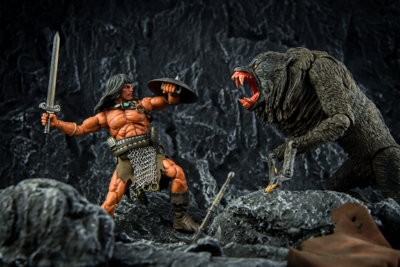 ��mezco��one:12 Ұ���˿��� Frank Frazetta�廭����-5.jpg