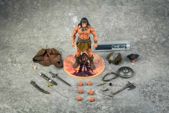 ��mezco��one:12 Ұ���˿��� Frank Frazetta�廭����-1.jpg