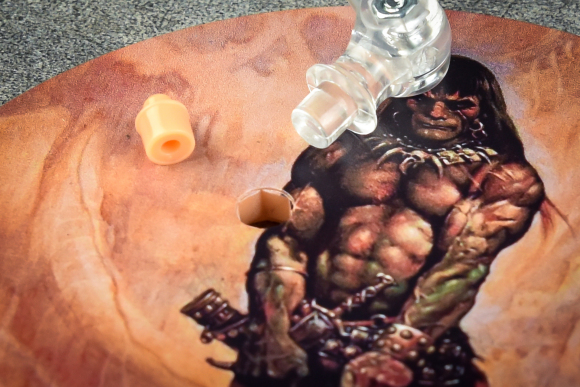 ��mezco��one:12 Ұ���˿��� Frank Frazetta�廭����-10.jpg