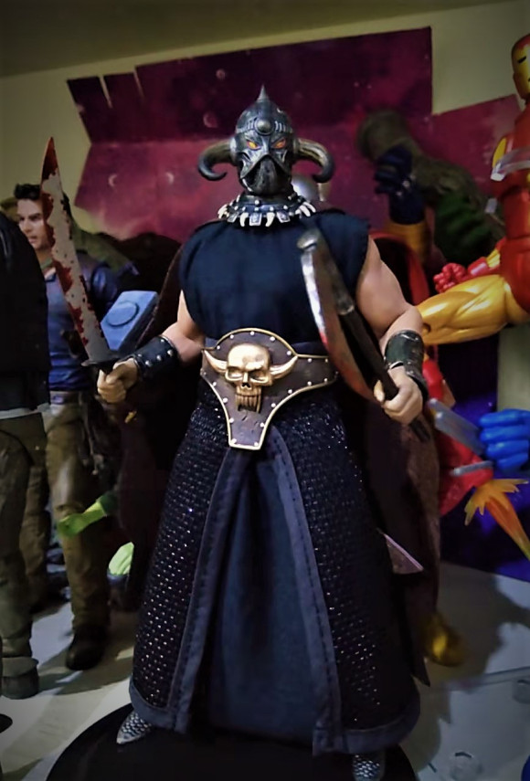 ��mezco��one:12 Ұ���˿��� Frank Frazetta�廭����-1.jpg