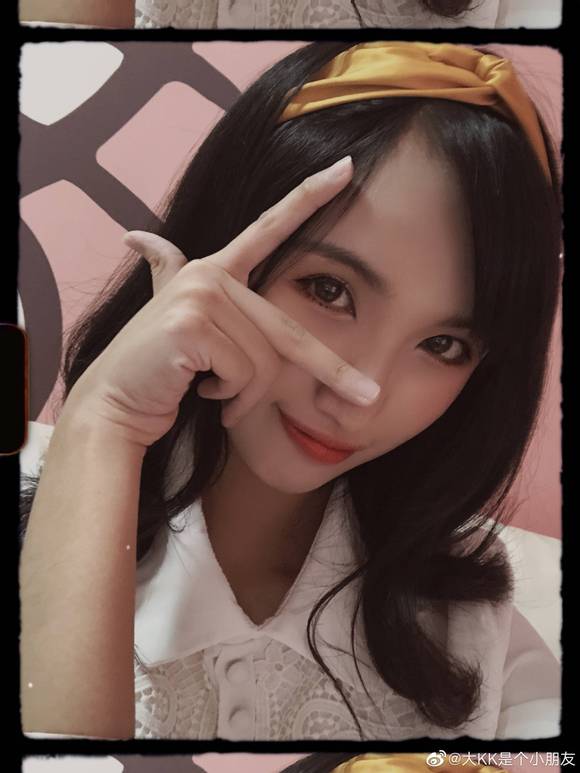 ������ǰ���麣��as��չ��Ů��������ˮī��΢��,����������!-3.jpg